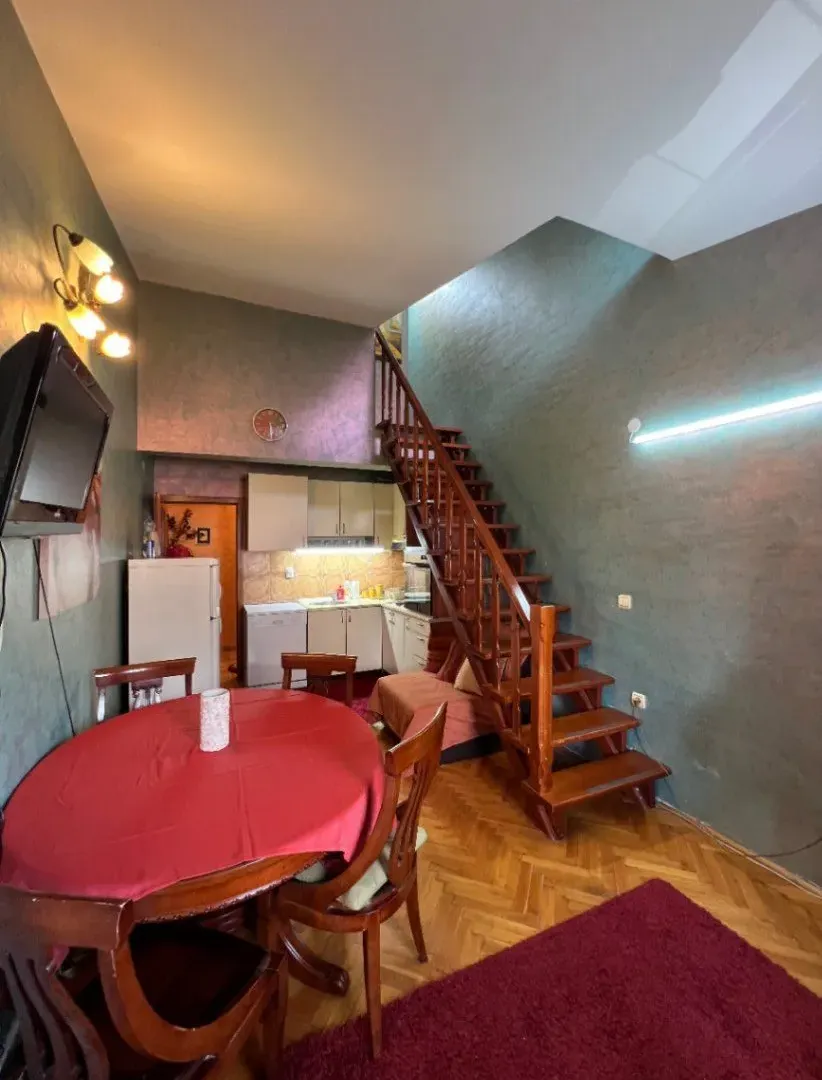 Rent, two bedroom apartment, 75m², Centar, Bar