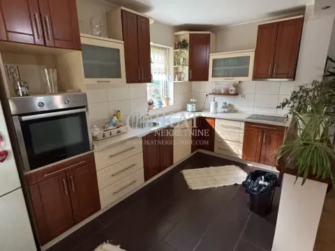 Prodaja, kuća, 224m², Višnjička Banja, Palilula Sve Podlokacije - image 5