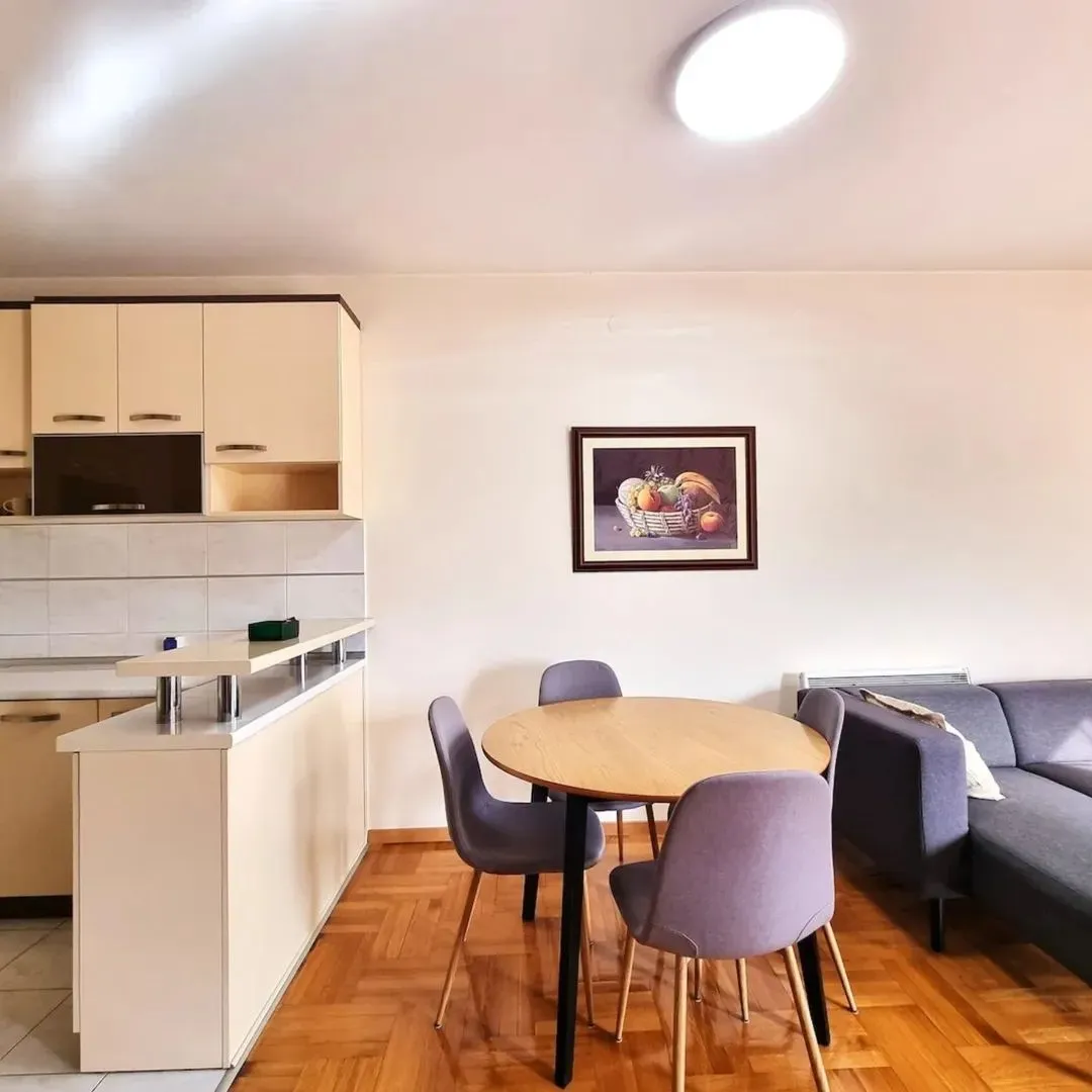 Rent, three bedroom apartment, 82m², Pobrežje, Podgorica