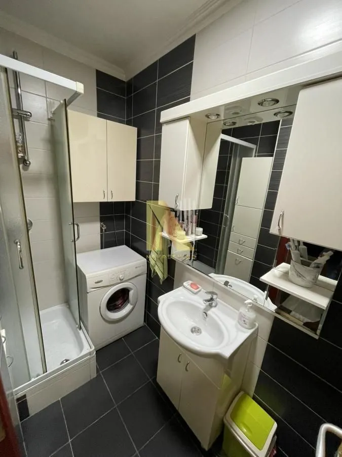 Izdavanje, jednosoban stan, 43m², Nova Detelinara, Novi Sad Sve Podlokacije