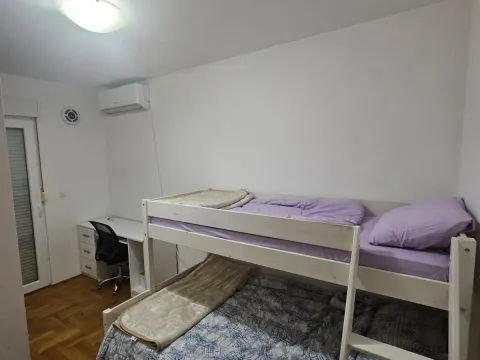 Izdavanje, dvosoban stan, 70m², Makedonsko naselje, Bar - image 7