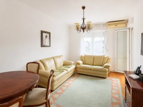 Izdavanje, dvosoban stan, 60m², Zagorič, Podgorica - image 2