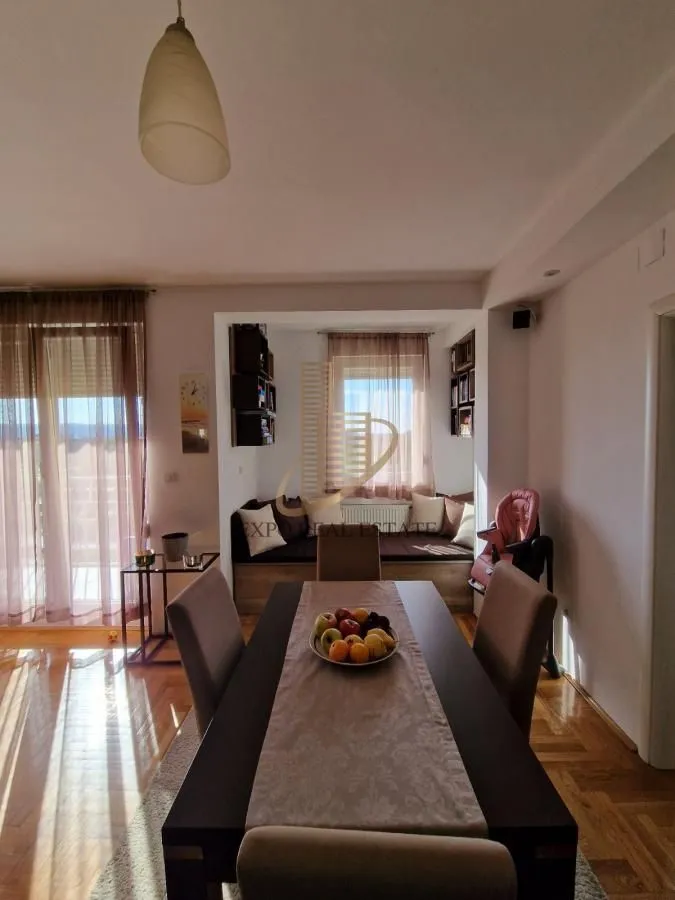 Prodaja, četvorosoban stan, 120m², Nova Detelinara, Novi Sad Sve Podlokacije