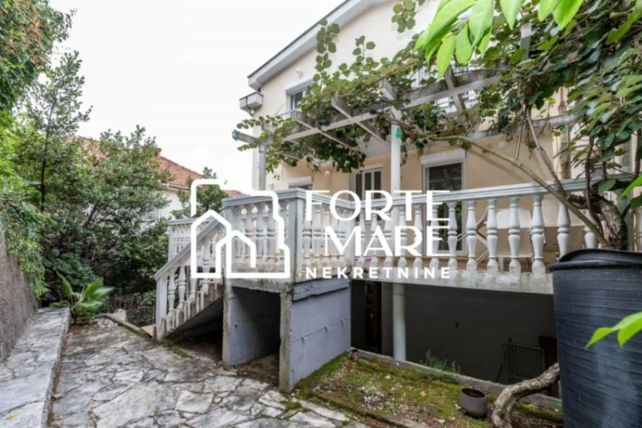 Prodaja, kuća, 141m², Savina, Herceg Novi