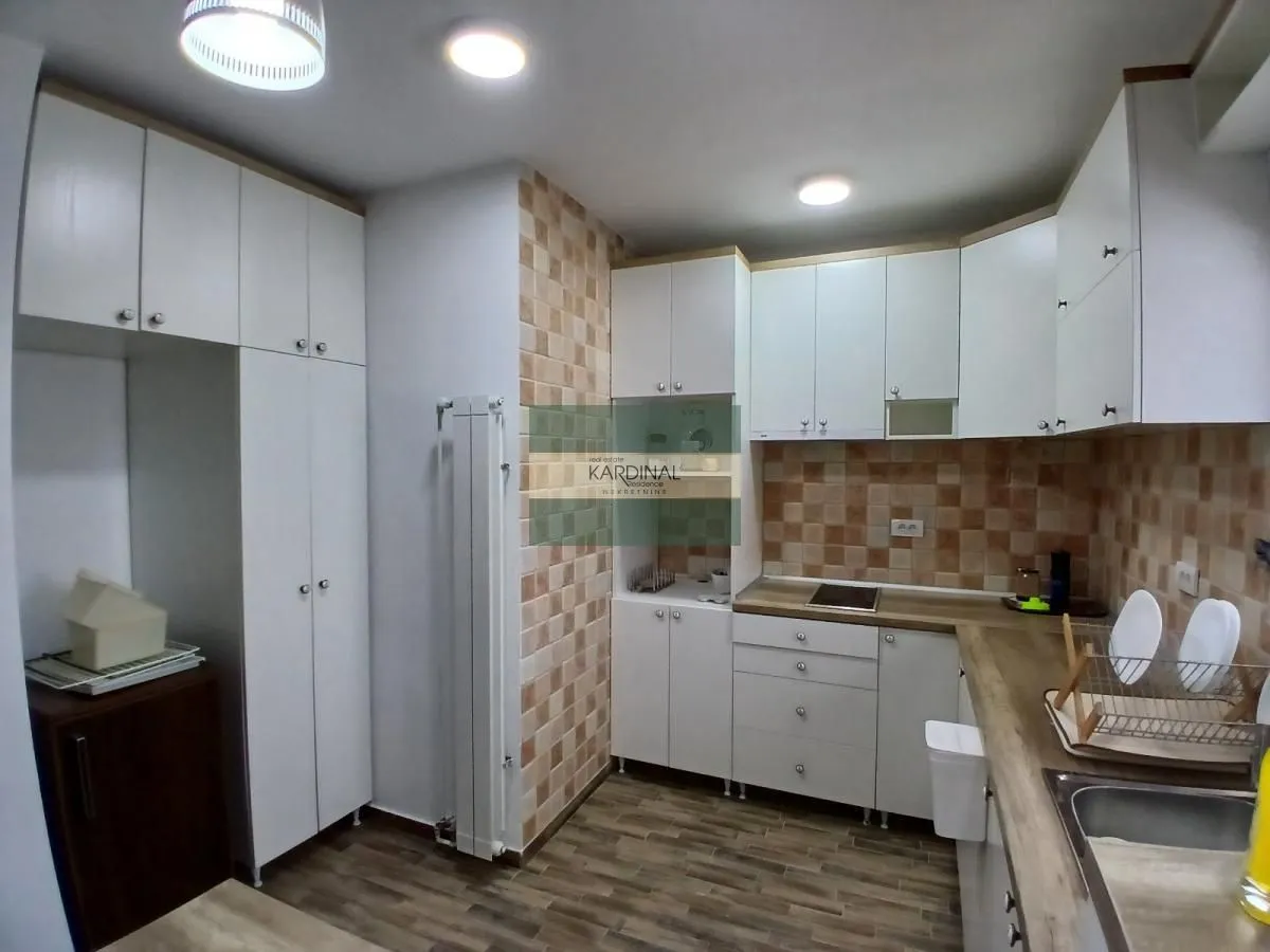 Prodaja, kuća, 273m², Grošnica, Kragujevac