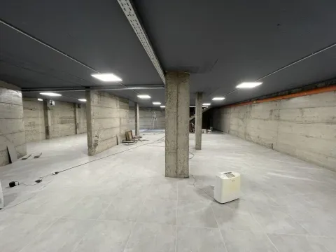 Rent, office space, 320m², Telep, Novi Sad Sve Podlokacije