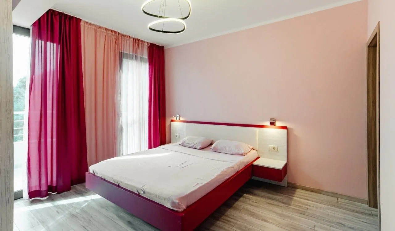 Sale, three bedroom apartment, 233m², Bečići, Budva