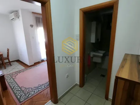 Rent, studio apartment, 28m², Dalmatinska ulica, Podgorica - image 5