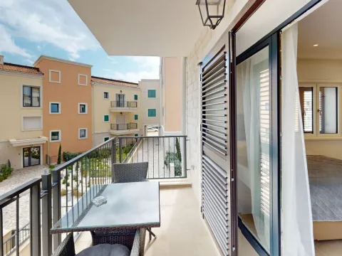 Prodaja, stan, 37m², Luštica Bay, Tivat - image 7