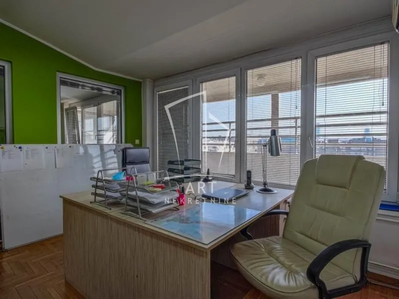 Sale, four bedroom apartment, 137m², Novi Beograd Blok 22, Novi Beograd Sve Podlokacije