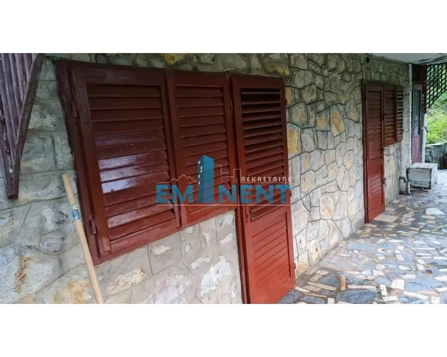 Prodaja, kuća, 172m², Krčedin, Inđija