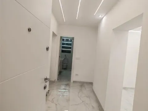 Prodaja, dvosoban stan, 64m², Vračar Sve Podlokacije, Beograd - image 3