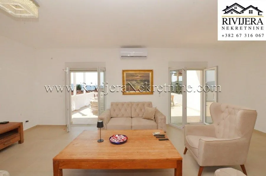 Prodaja, kuća, 294m², Centar, Herceg Novi