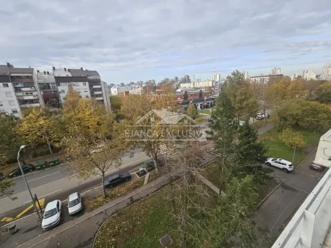 Stan in Novi Beograd Blok 70