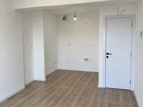 Izdavanje, jednosoban stan, 46m², Ilino, Bar - image 6