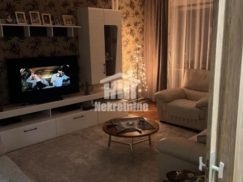 Prodaja, trosoban stan, 77m², Zemun Sve Podlokacije, Beograd - image 4