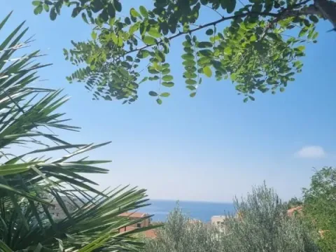 Sale, three bedroom apartment, 90m², Petrovac, Budva - image 1