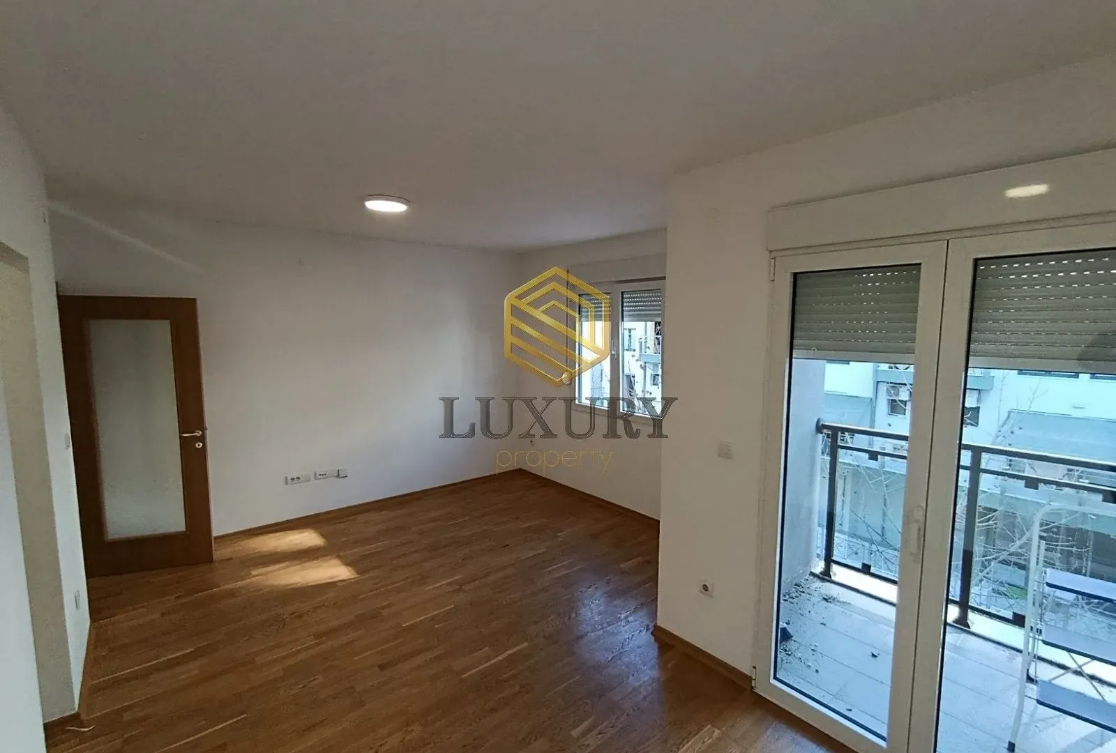 Prodaja, jednosoban stan, 43m², Blok 9, Podgorica