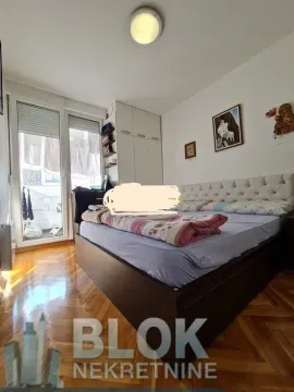 Izdavanje, dvosoban stan, 80m², Blok 6, Podgorica - image 2