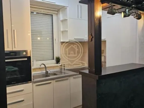 Rent, four bedroom apartment, 97m², Vračar Sve Podlokacije, Beograd - image 13