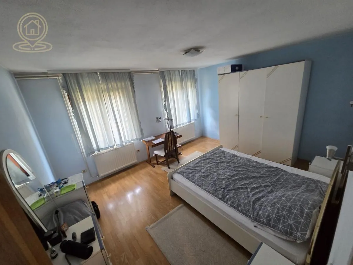 Prodaja, kuća, 312m², Palilula, Niš
