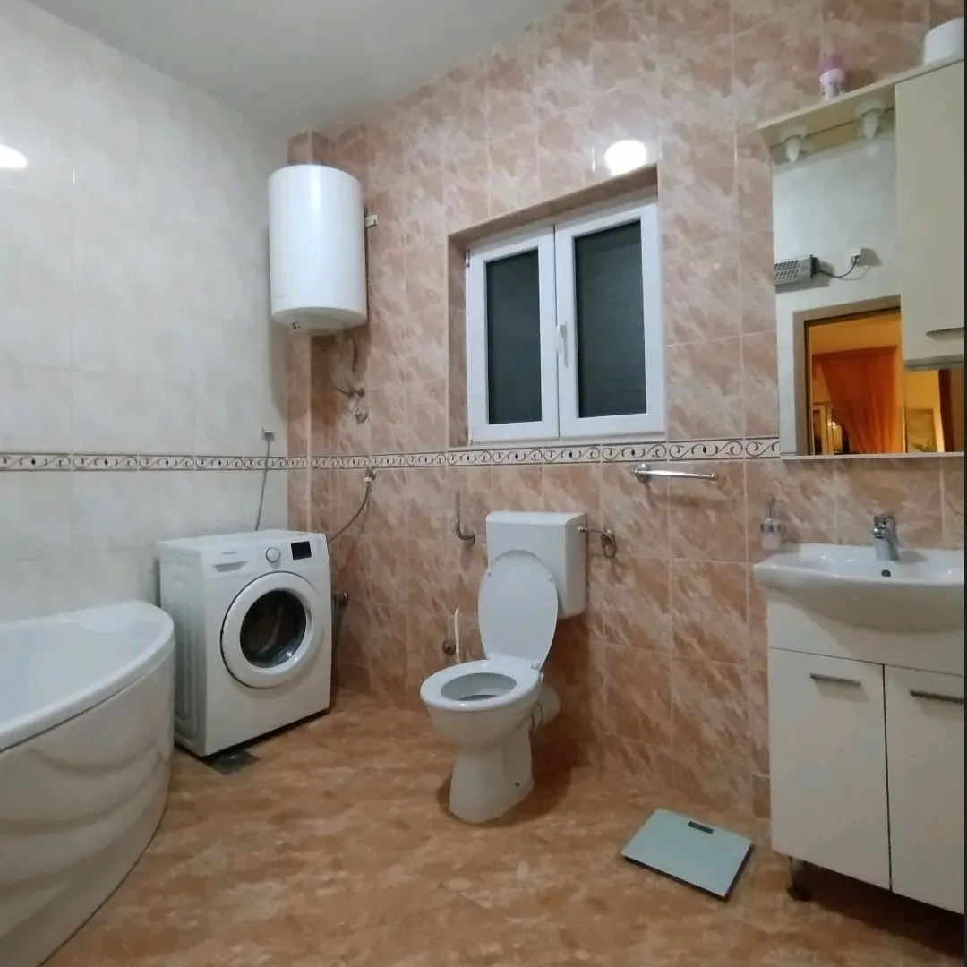 Rent, one bedroom apartment, 60m², Đenovići, Herceg Novi