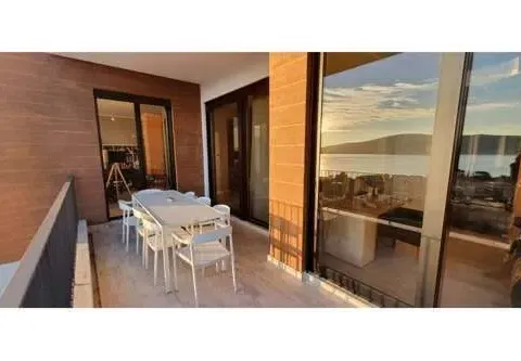 Izdavanje, trosoban stan, 129m², Donja Lastva, Tivat - image 10