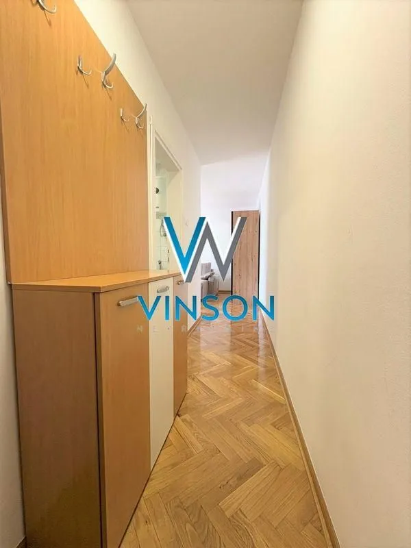Izdavanje, stan, 28m², Centar, Novi Sad