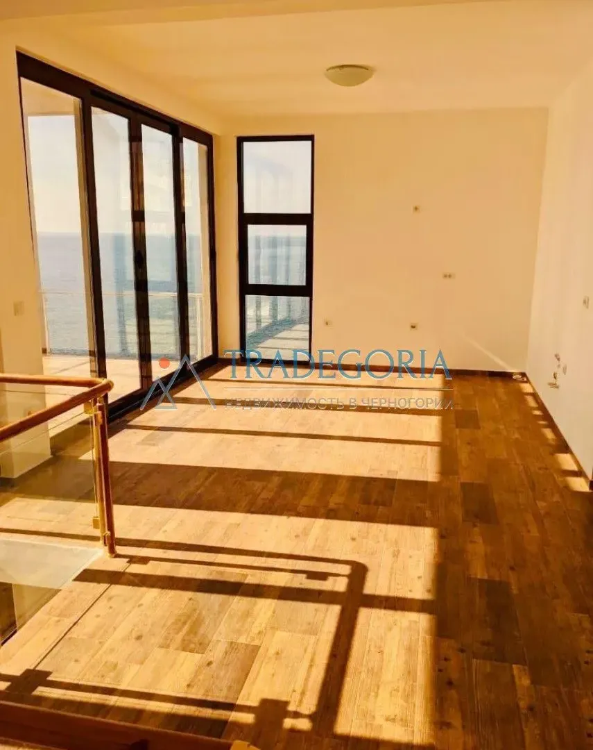 Prodaja, kuća, 450m², Dobra Voda, Bar