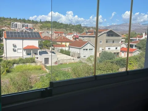 Rent, one bedroom apartment, 43m², Ibričevina, Podgorica - image 9