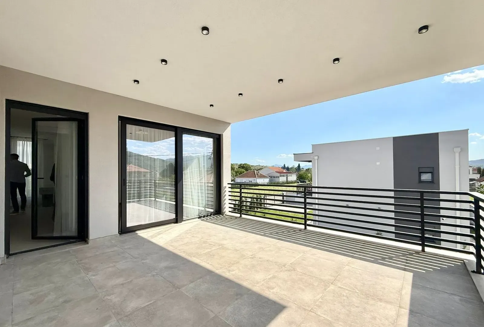 Prodaja, kuća, 220m², Gornja Gorica, Podgorica