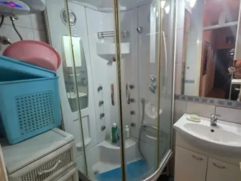 Prodaja, dvosoban stan, 76m², Drpe Mandića, Podgorica - image 10