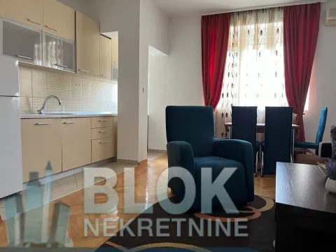 Dnevni boravak sa kuhinjom i trpezarijom. - image 8