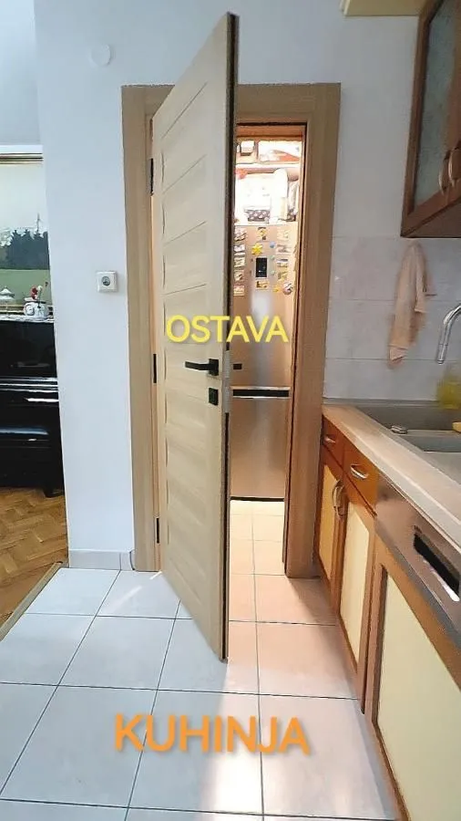 Prodaja, trosoban stan, 104m², Podbara, Novi Sad Sve Podlokacije