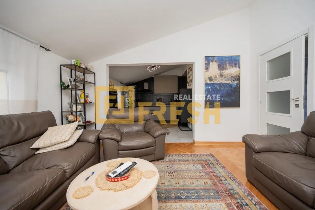 Sale, house, 180m², Dalmatinska ulica, Podgorica