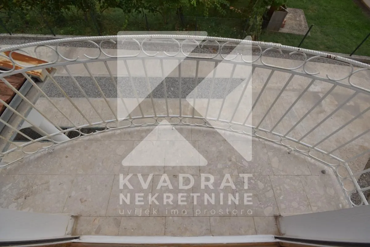 Rent, house, 200m², Dalmatinska ulica, Podgorica