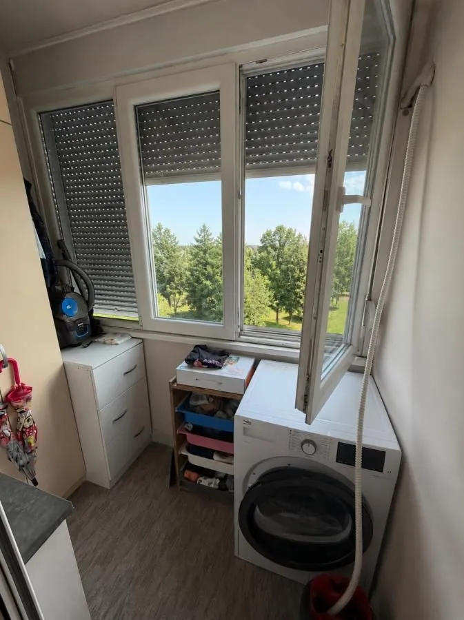 Prodaja, jednosoban stan, 38m², Sajmište, Novi Sad