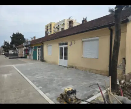 Izdavanje, poslovni prostor, 50m², Pobrežje, Podgorica - image 3