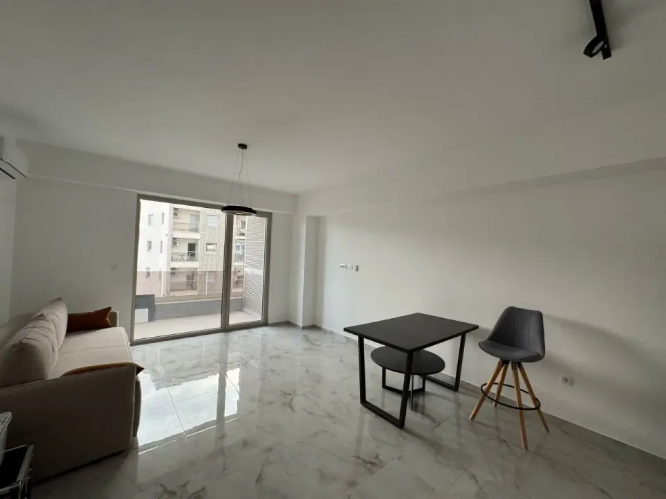 Rent, one bedroom apartment, 53m², Rozino, Budva