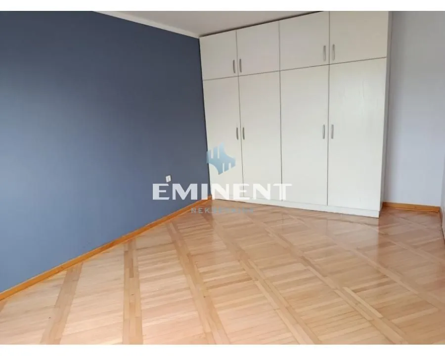 Rent, four bedroom apartment, 125m², Savski Venac, Beograd