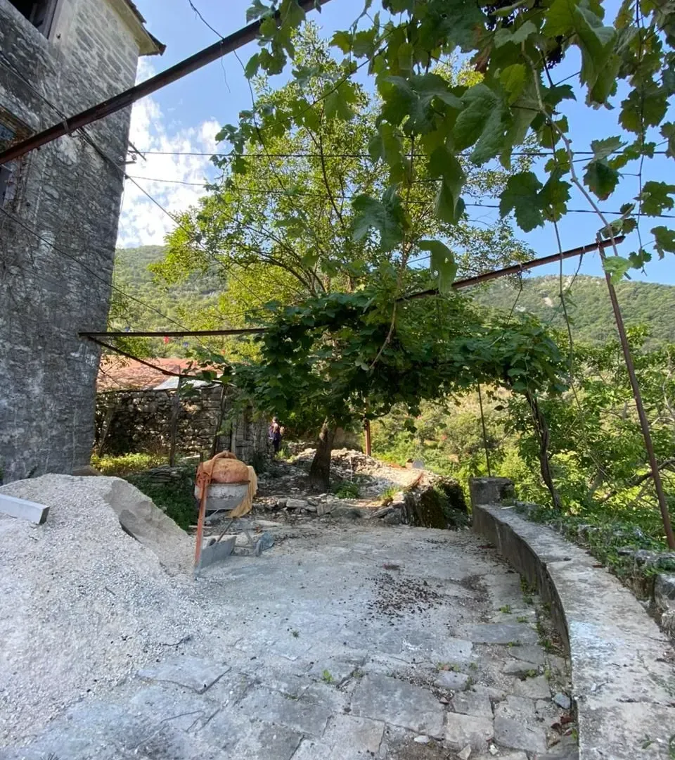 Sale, house, 180m², Gornji Stoliv, Kotor