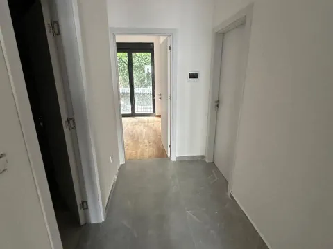 Prodaja, jednosoban stan, 44m², Zabjelo, Podgorica - image 5