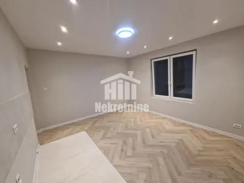 Prodaja, dvosoban stan, 44m², Zemun Sve Podlokacije, Beograd - image 3