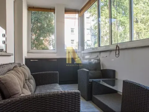 Izdavanje, trosoban stan, 82m², Novo naselje, Novi Sad - image 14