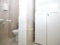 Izdavanje, poslovni prostor, 220m², Autobuska stanica, Podgorica - image 14