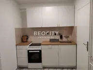 Izdavanje, trosoban stan, 55m², Centar, Novi Sad - image 14