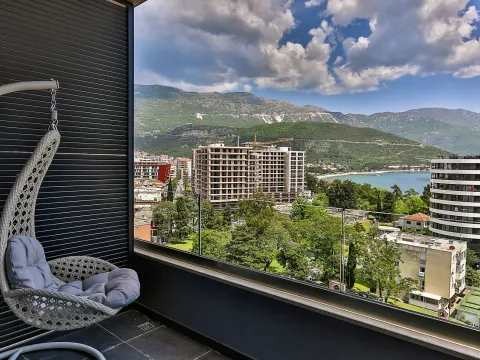 Rent, one bedroom apartment, 53m², Centar, Budva - image 12