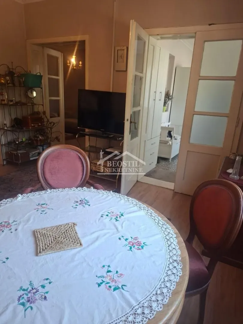 Sale, house, 181m², Zemun Sve Podlokacije, Beograd