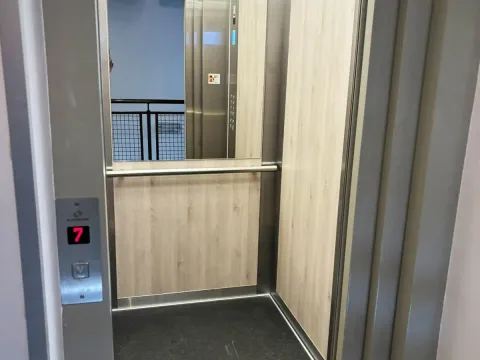 Prodaja, četvorosoban stan, 84m², Lion, Zvezdara Sve Podlokacije - image 14