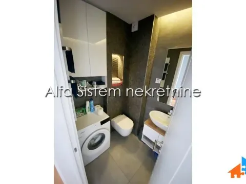 Rent, two bedroom apartment, 41m², Savski Venac, Beograd - image 18